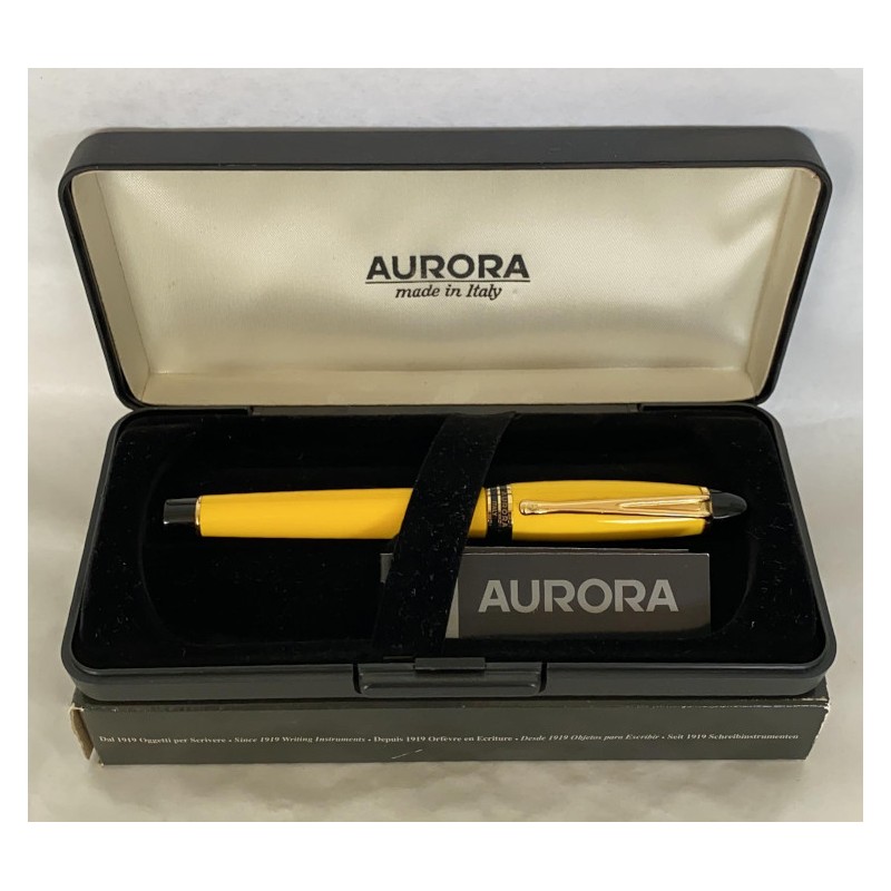 Aurora stilografica Ipsilon B11 giallo fusto giallo Aurora stilografica Ipsilon B11 giallo fusto giallo