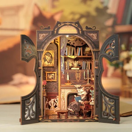 Figured'Art Lo Studio del Conte Gatto book nook DIY 121 pezzi 17x10x11,5 cm SD03
